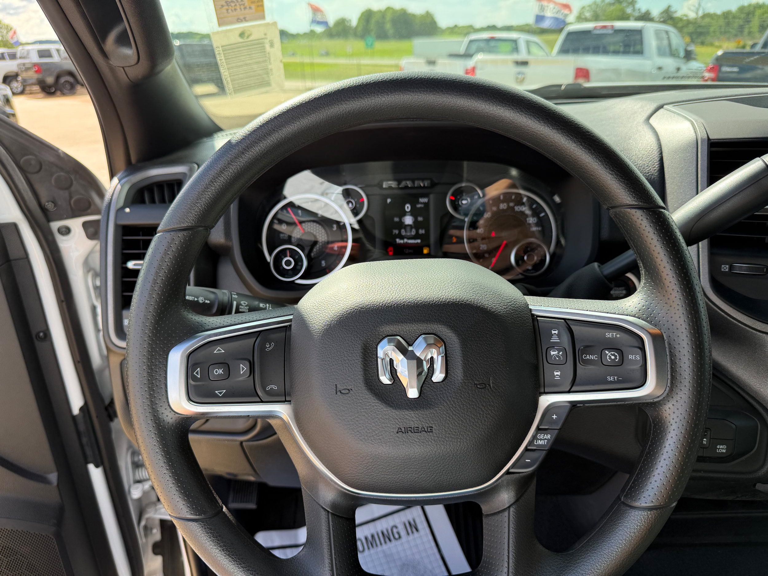 New 2026 RAM 2500 Tradesman AWD/4WD image 9