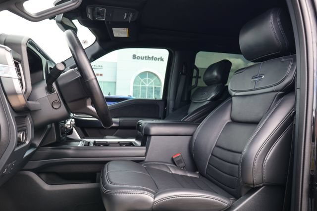 Used 2025 Ford F350 Platinum AWD/4WD image 10