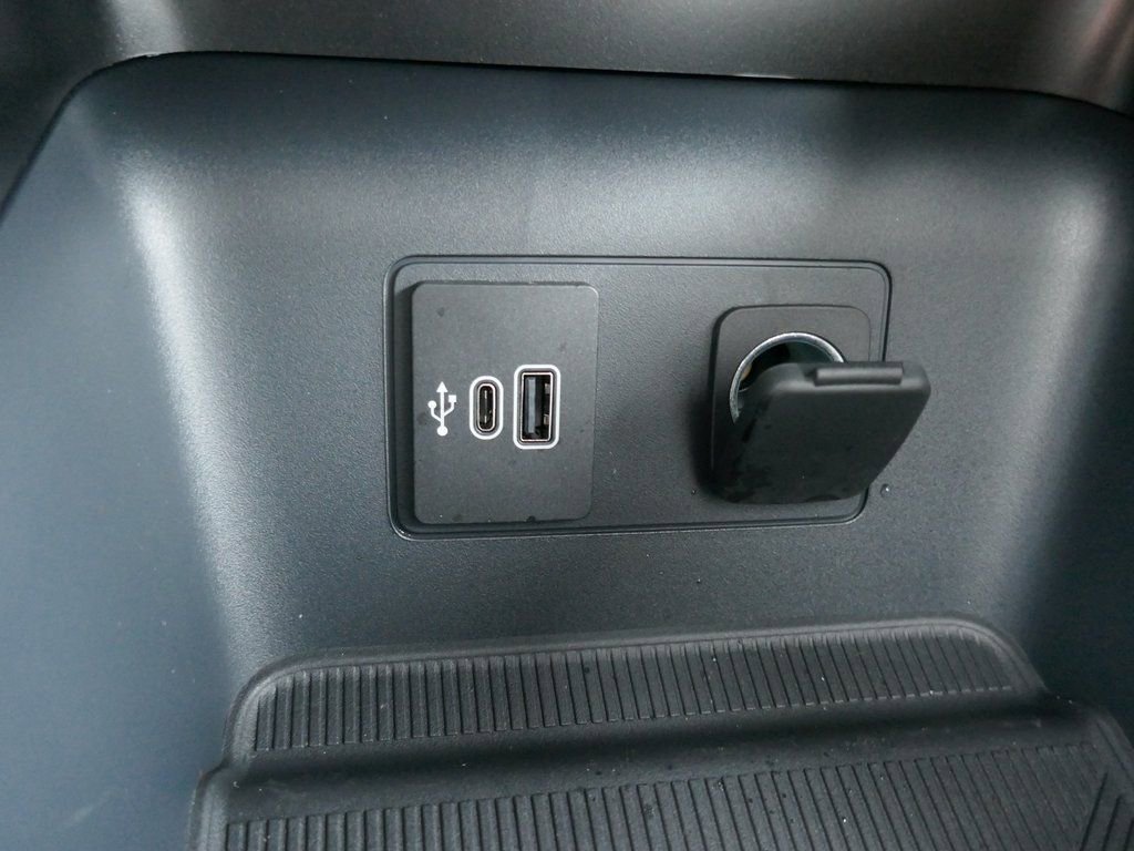 New 2026 Ford Explorer Active w/ Active Comfort Package AWD/4WD image 21