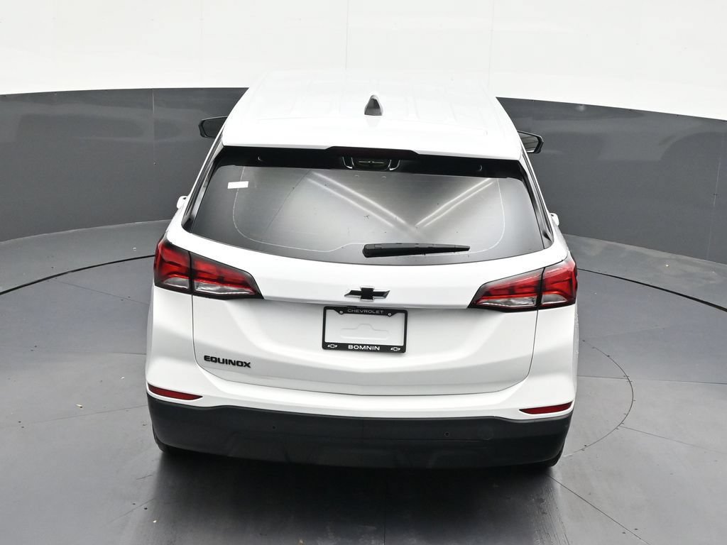Used 2024 Chevrolet Equinox LS w/ Sport Edition FWD image 19