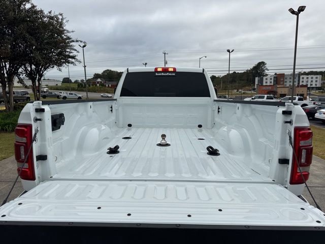 Used 2024 RAM 3500 Laramie AWD/4WD image 9