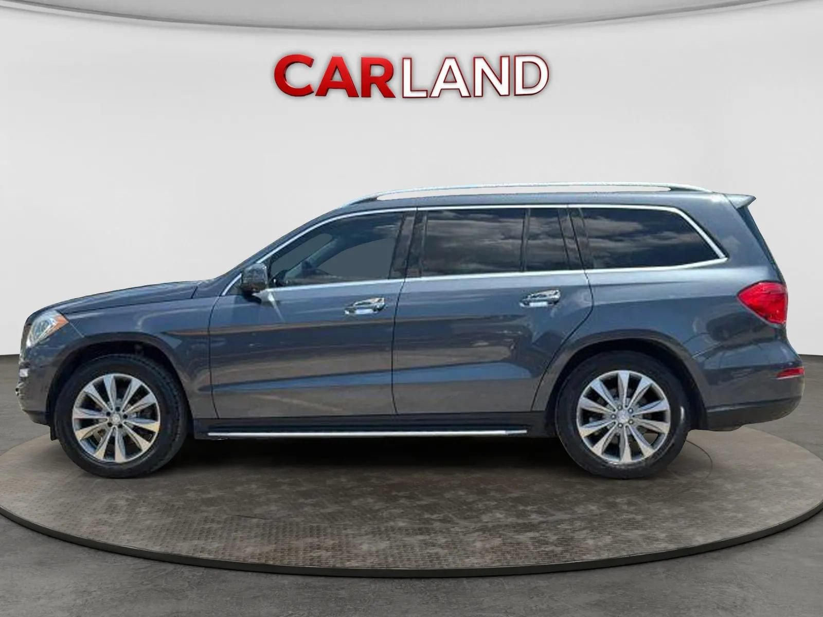 Used 2013 Mercedes-Benz GL 320 BlueTEC 4MATIC image 3