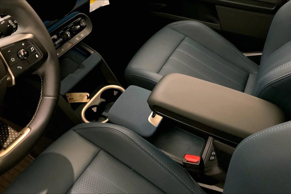 Certified 2025 MINI Cooper Countryman S w/ Comfort Package Max image 22