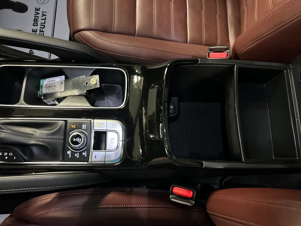 Used 2025 Kia Telluride SX Prestige AWD/4WD image 19