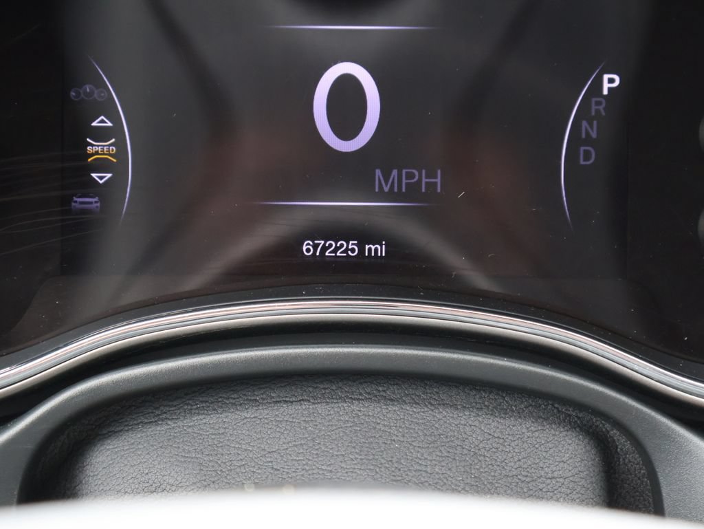 Used 2021 Jeep Grand Cherokee Limited w/ Quick Order Package 28K 80th AWD/4WD image 30