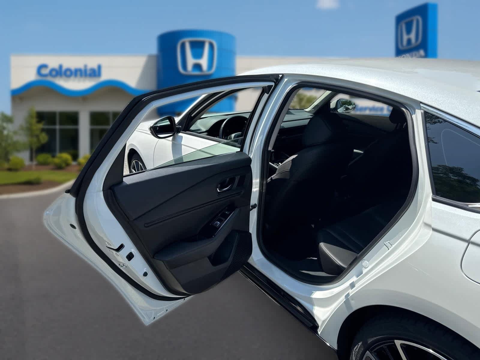 Used 2023 Honda Accord Touring image 27