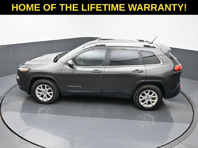 Used 2015 Jeep Cherokee Latitude w/ Comfort/Convenience Group AWD/4WD image 47