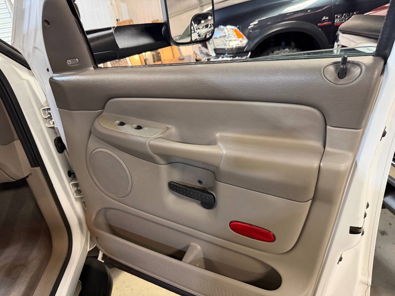 Used 2003 Dodge Ram 3500 Truck 4x4 Quad Cab DRW image 18