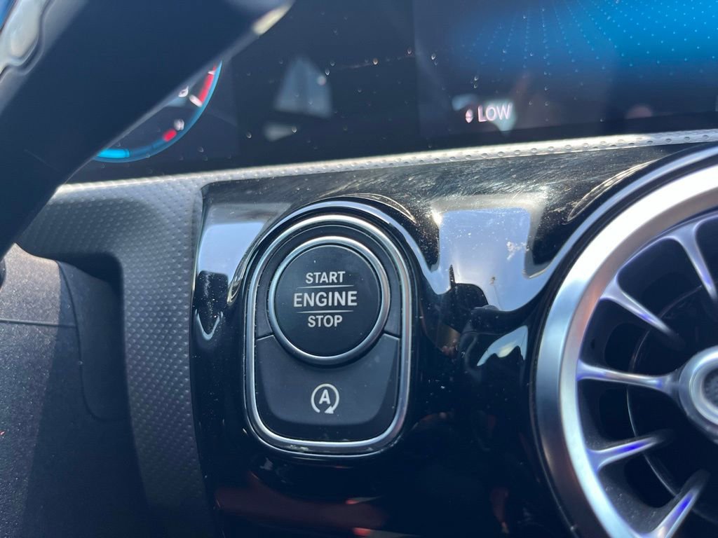 Used 2021 Mercedes-Benz A 220 image 24