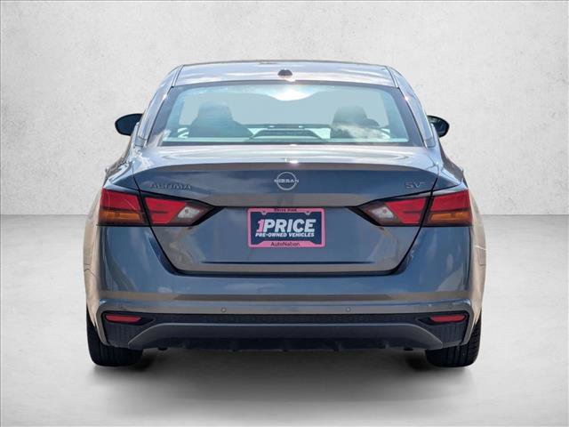 Used 2024 Nissan Altima 2.5 SV FWD image 7