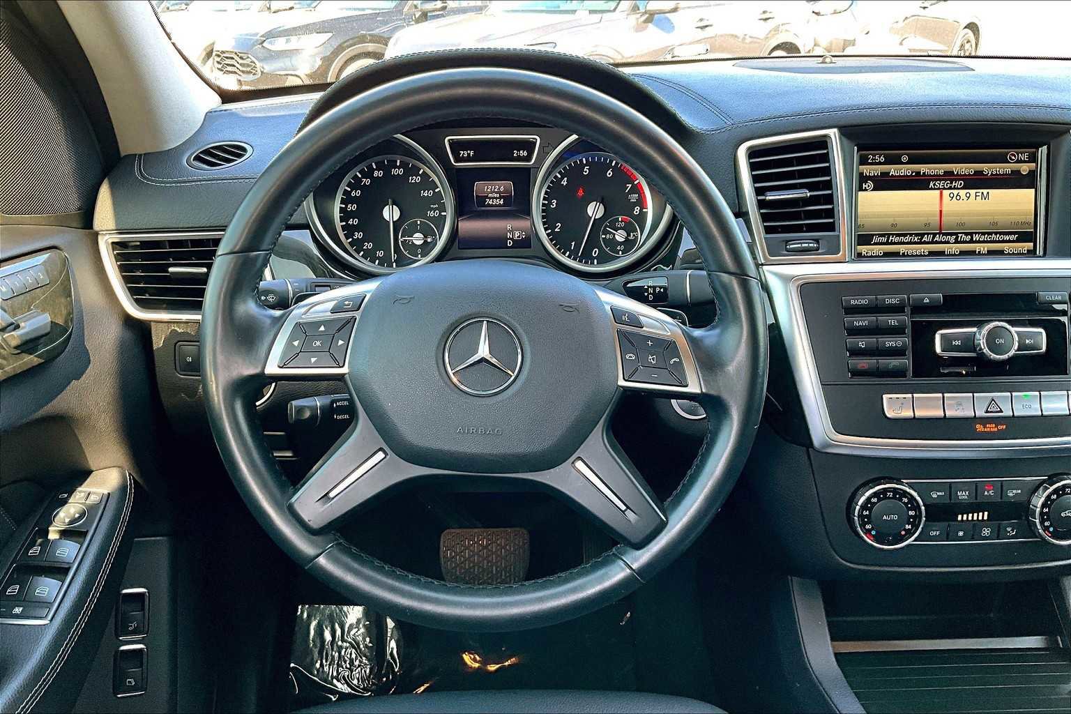 Used 2016 Mercedes-Benz GL 450 4MATIC image 5