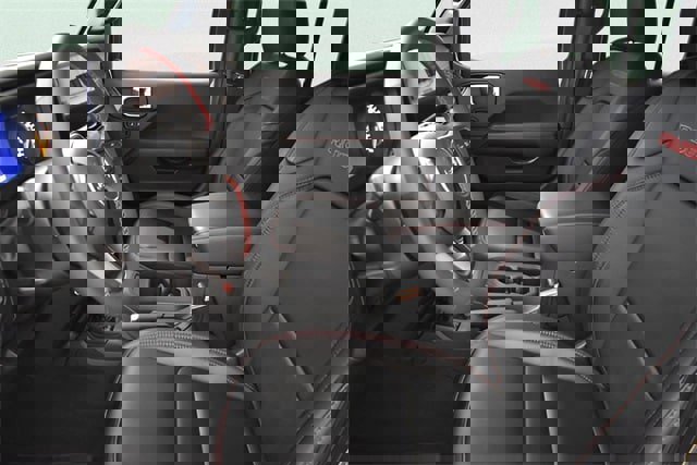 Used 2024 Jeep Wrangler Unlimited Rubicon w/ Technology Group image 23