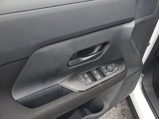 New 2026 Nissan Kicks S FWD image 10