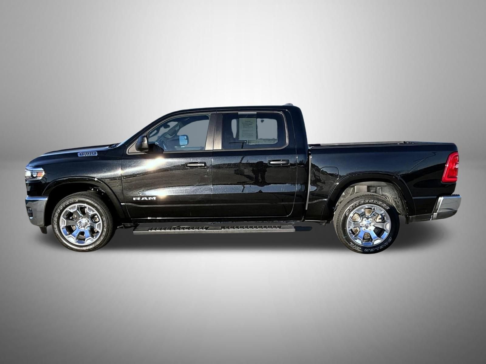 Used 2025 RAM 1500 Big Horn AWD/4WD image 8