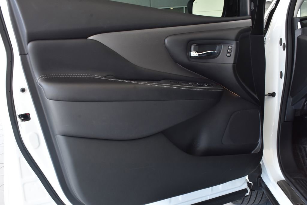 Used 2022 Nissan Murano SL w/ SL Moonroof Package AWD/4WD image 13