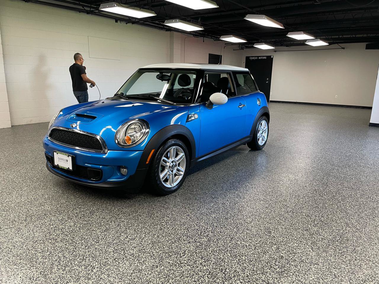 Used 2011 MINI Cooper S FWD image 10