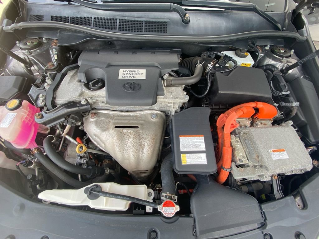 Used 2016 Toyota Camry LE image 28