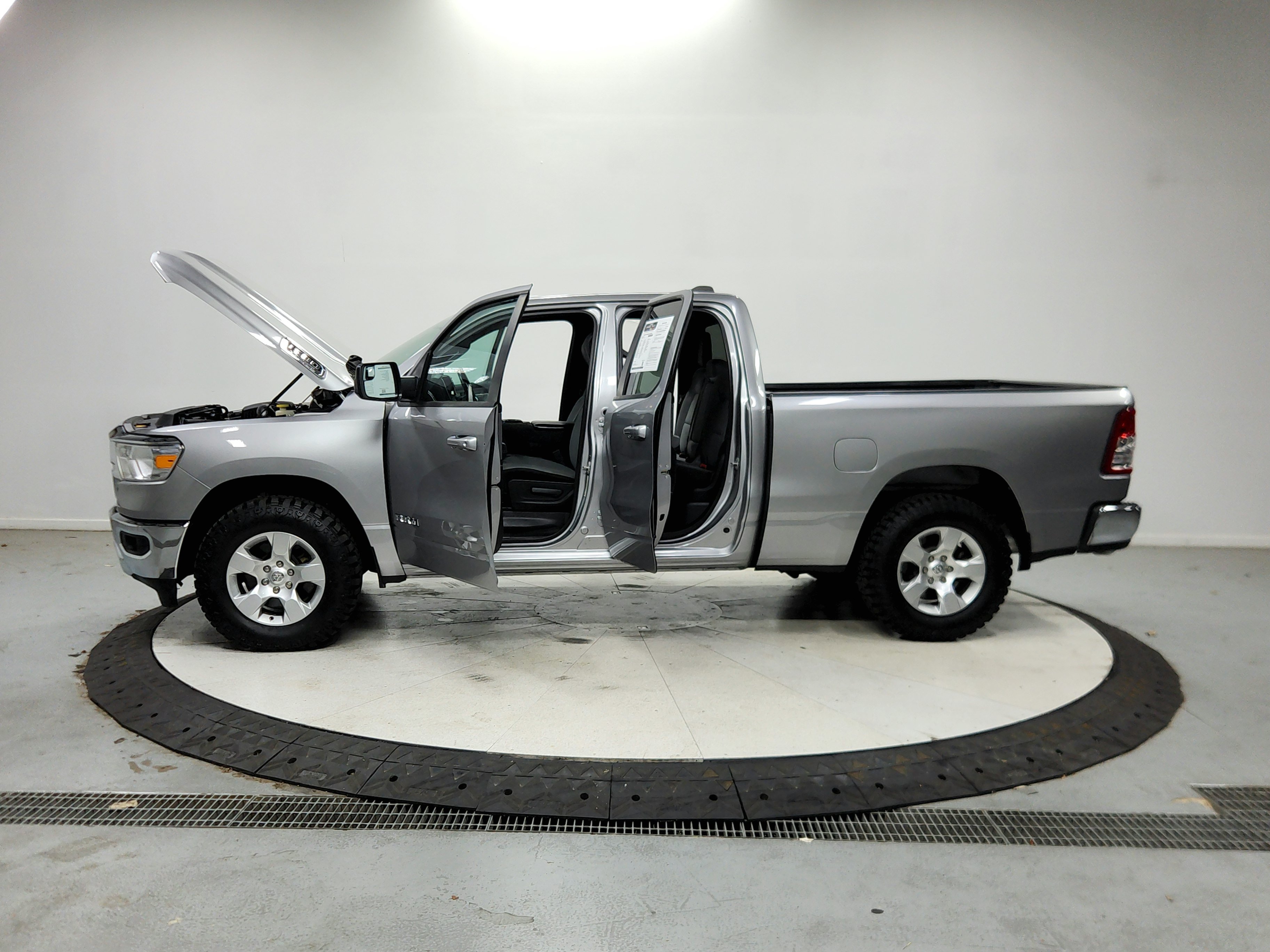 Used 2021 RAM 1500 Big Horn AWD/4WD image 13