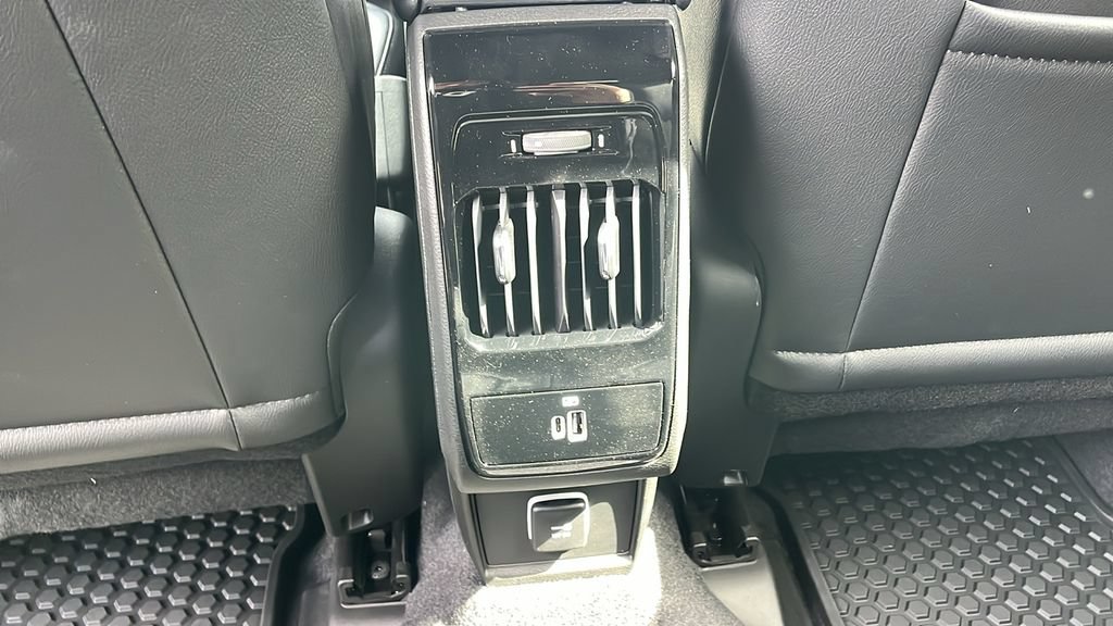 New 2026 Jeep Compass Latitude AWD/4WD image 20