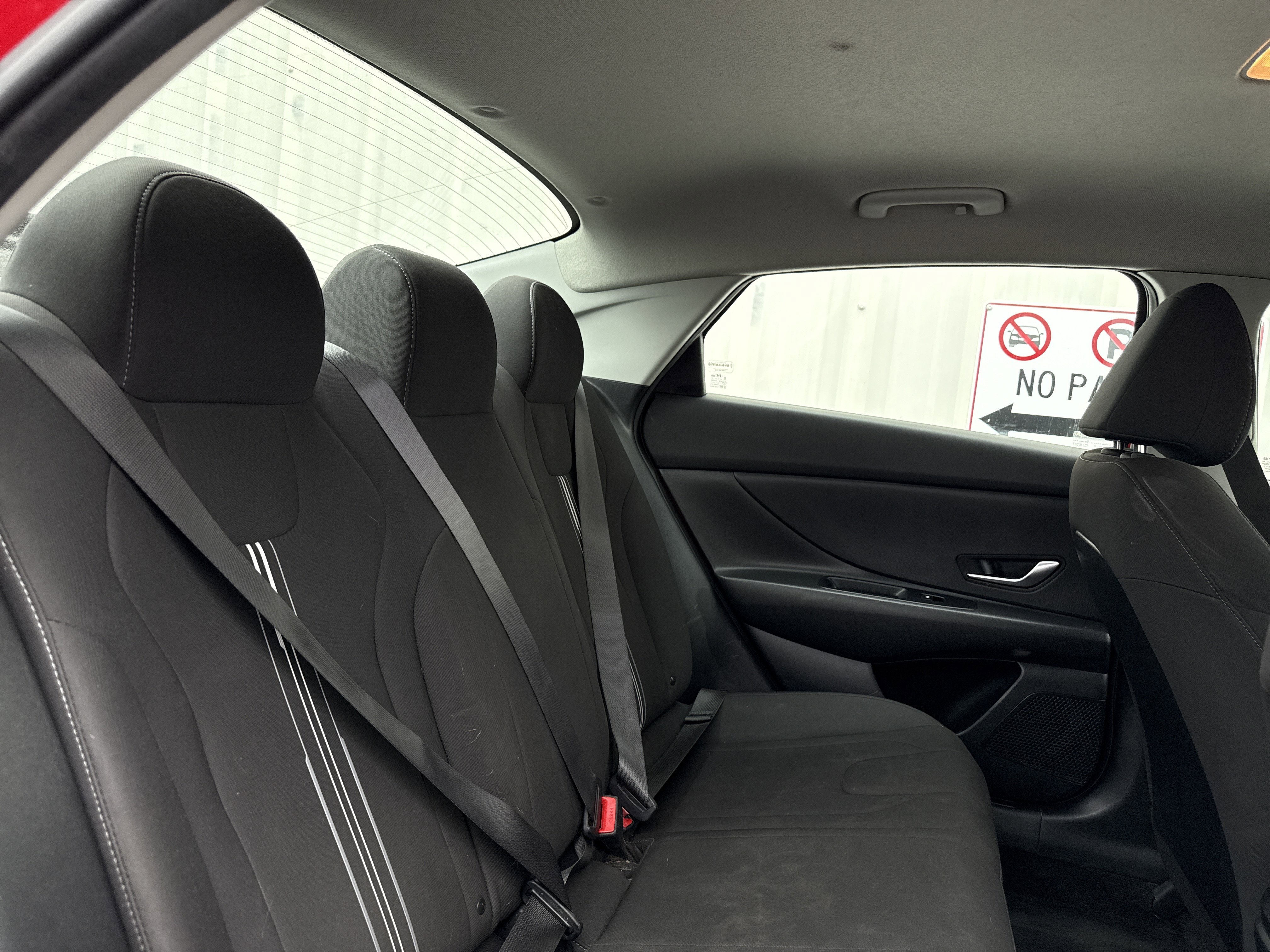 Used 2023 Hyundai Elantra SEL w/ Preferred Accessory Package image 34