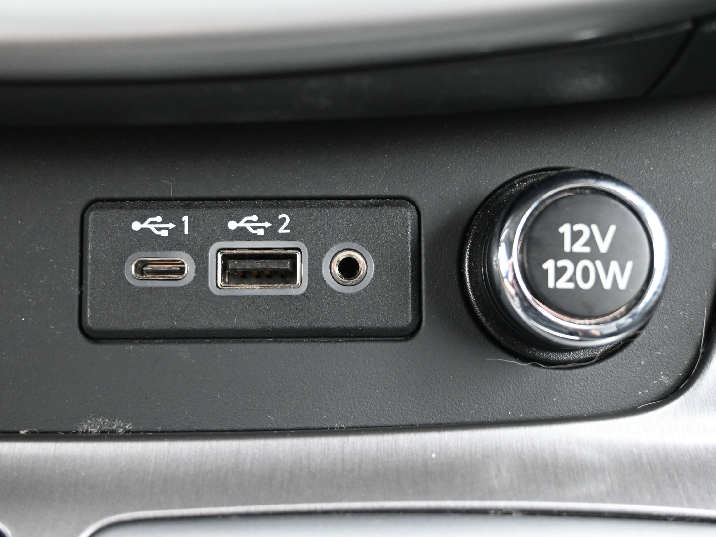 Used 2020 Nissan Murano SL w/ Moonroof Package image 18