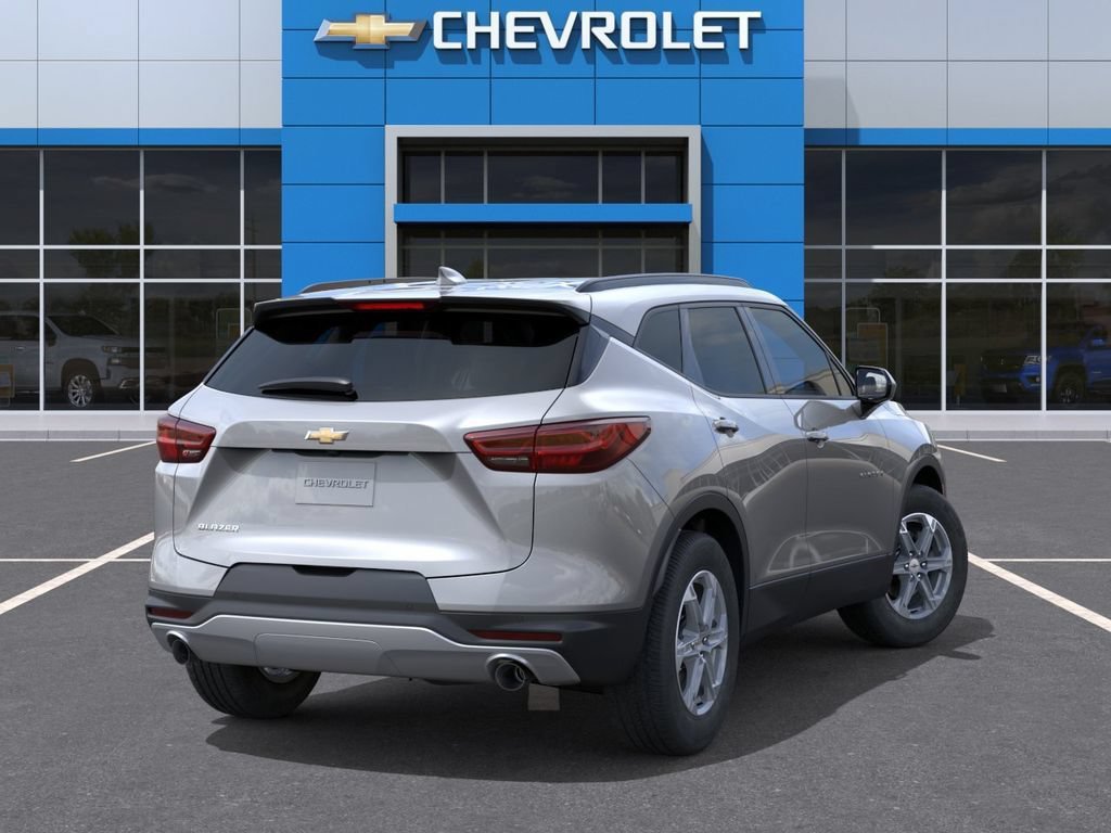 New 2026 Chevrolet Blazer LT w/ Convenience Package FWD image 4