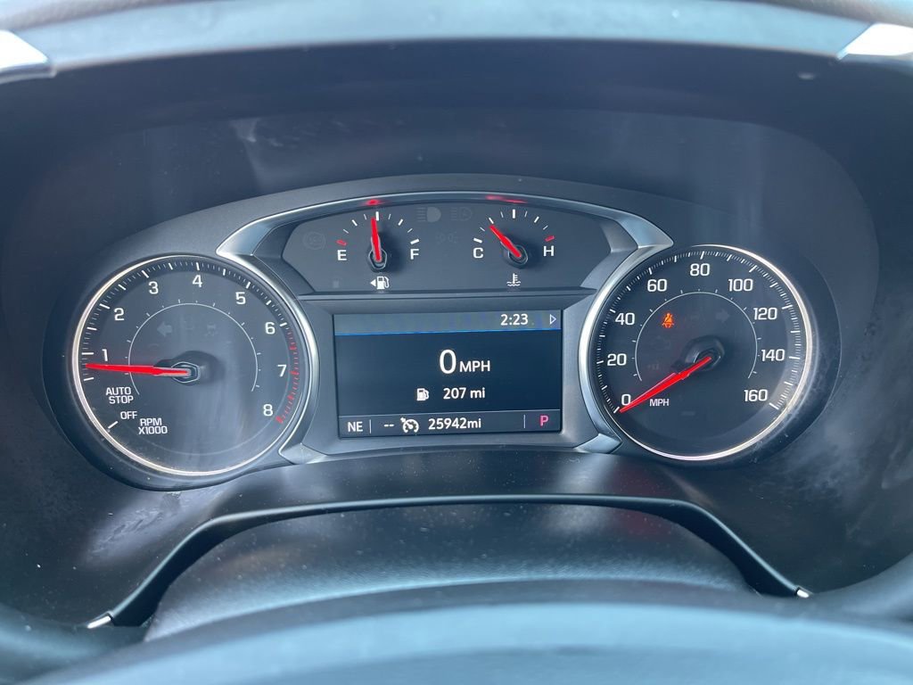 Used 2025 Chevrolet Blazer LT image 9