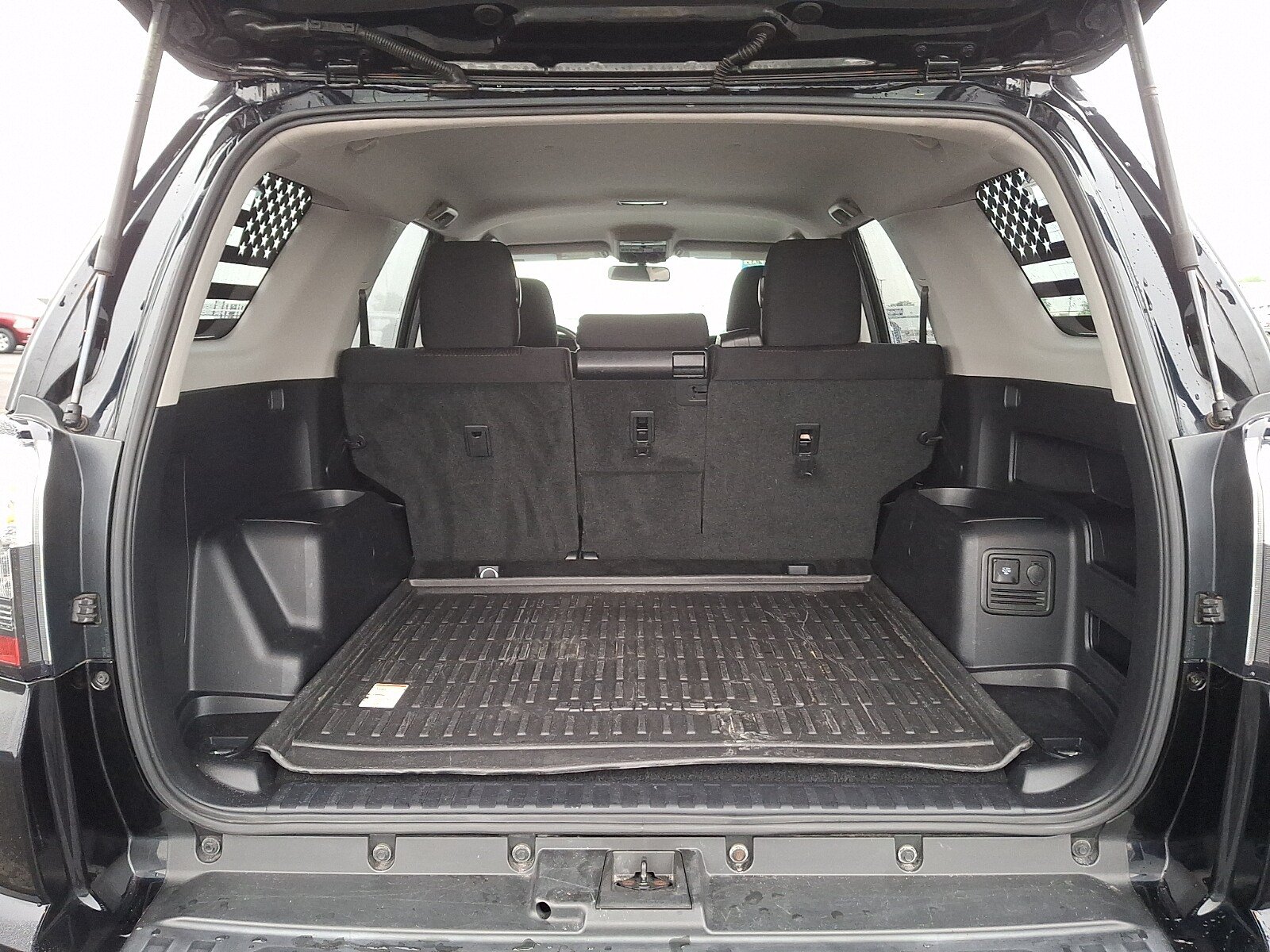 Used 2019 Toyota 4Runner TRD Off-Road AWD/4WD image 28