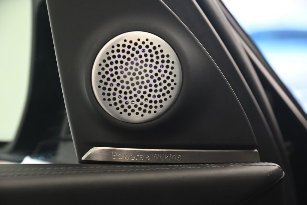 Used 2023 BMW XM AWD/4WD image 8