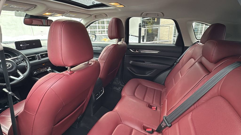 Used 2023 MAZDA CX-5 Carbon Edition image 25