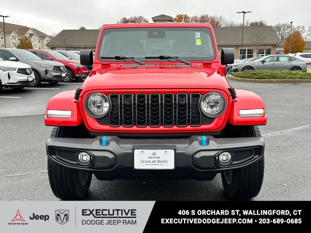 Used 2024 Jeep Wrangler Unlimited w/ Convenience Group AWD/4WD image 6