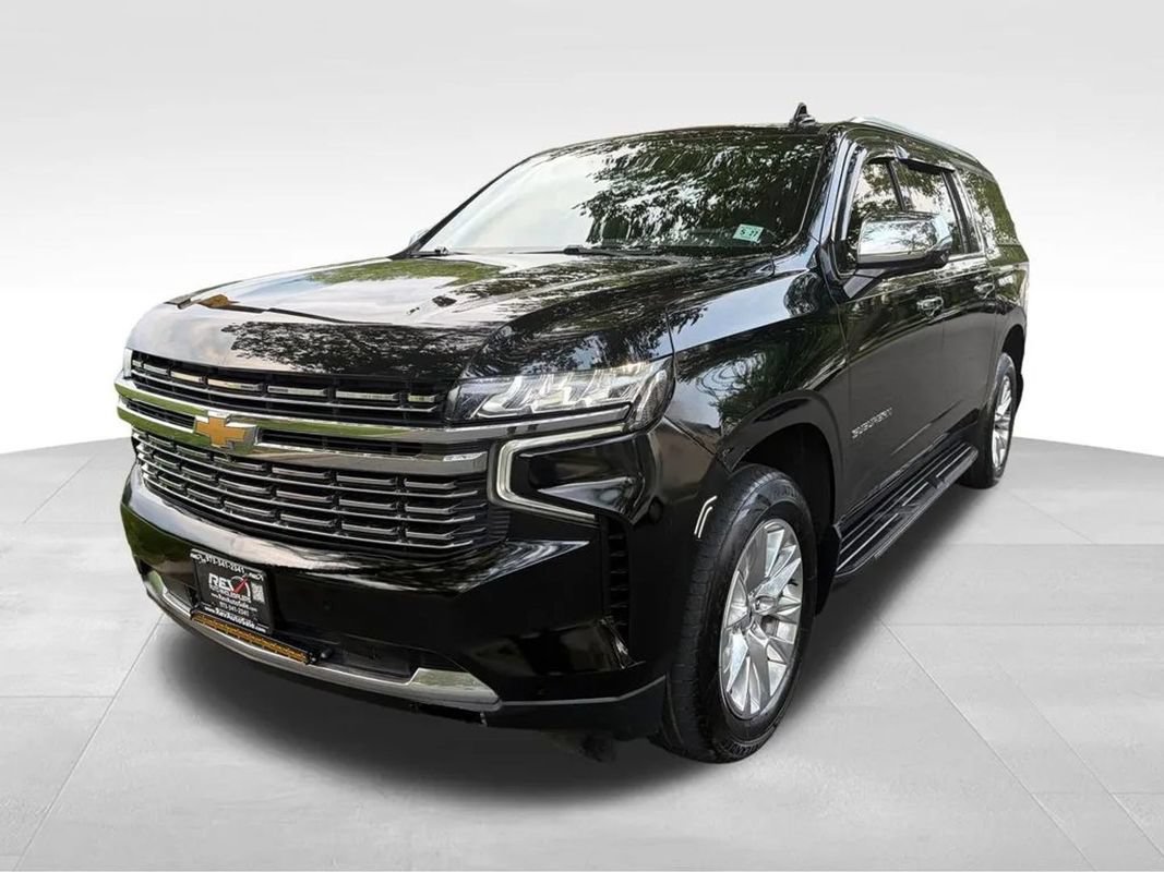 Used 2022 Chevrolet Suburban Premier w/ Premium Package AWD/4WD image 12