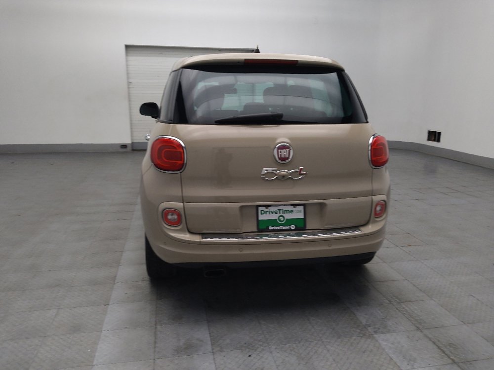 Used 2017 FIAT 500L Pop w/ Popular Equipment Package image 6
