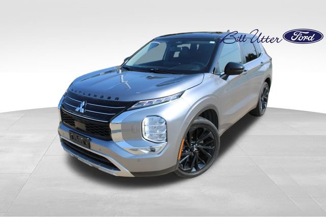 Used 2022 Mitsubishi Outlander SE
