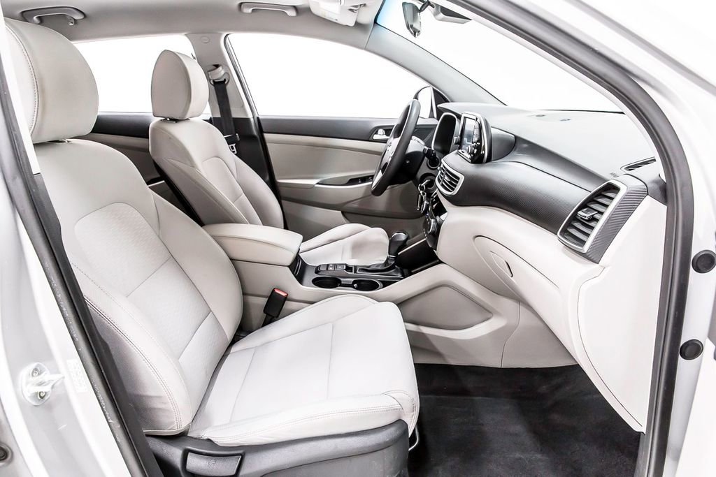 Used 2020 Hyundai Tucson SE w/ Cargo Package FWD image 32
