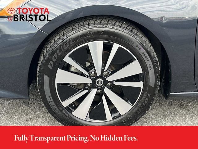 Used 2019 Nissan Altima 2.5 SV FWD image 11