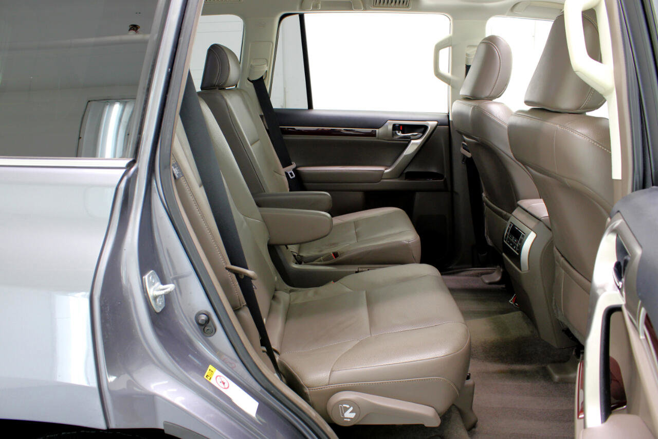 Used 2017 Lexus GX 460 Premium image 44