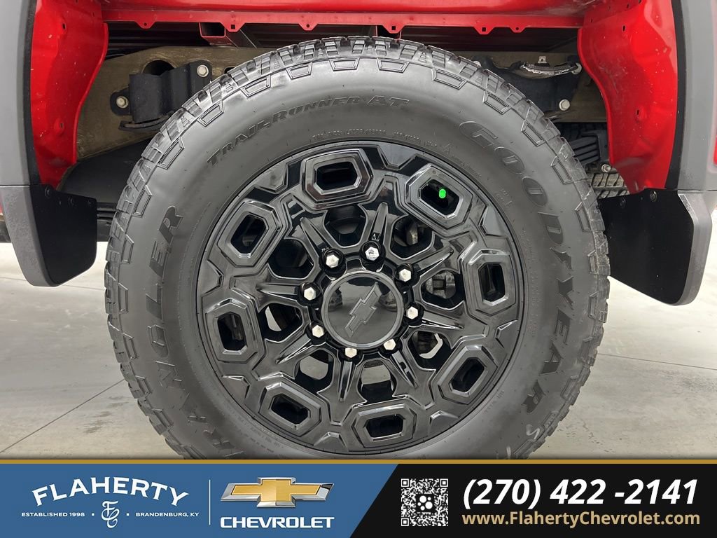 Used 2024 Chevrolet Silverado 3500 LT w/ Convenience Package image 21