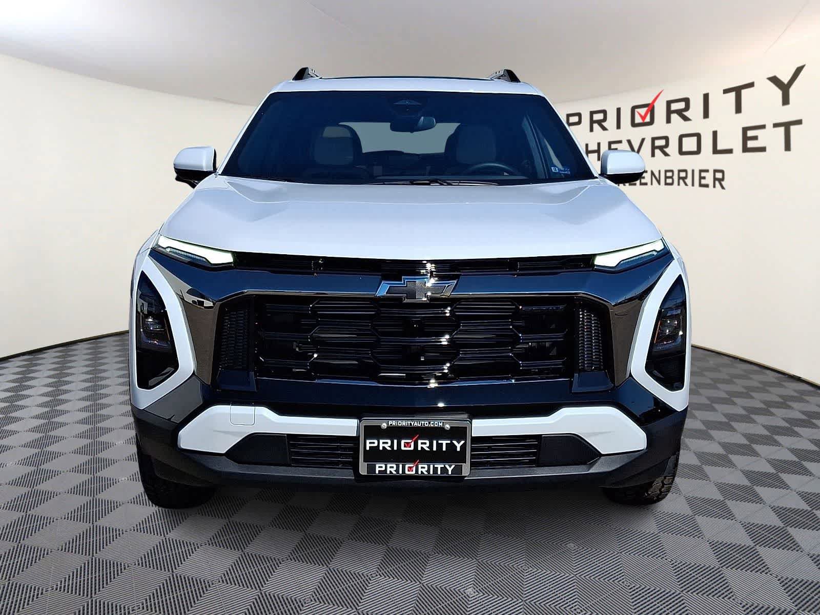 New 2026 Chevrolet Equinox ACTIV w/ Convenience Package III image 2