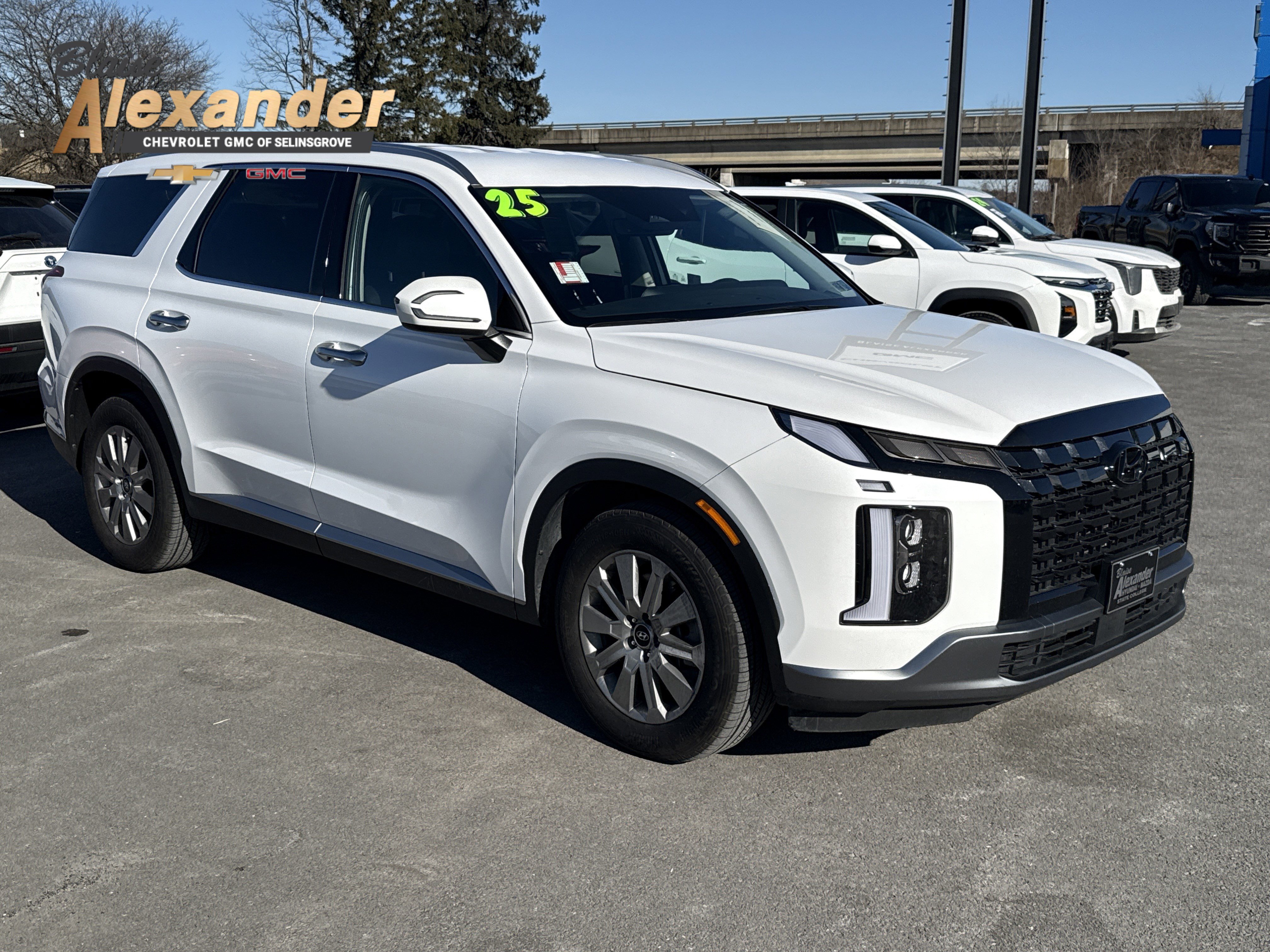 Used 2025 Hyundai Palisade SEL image 1