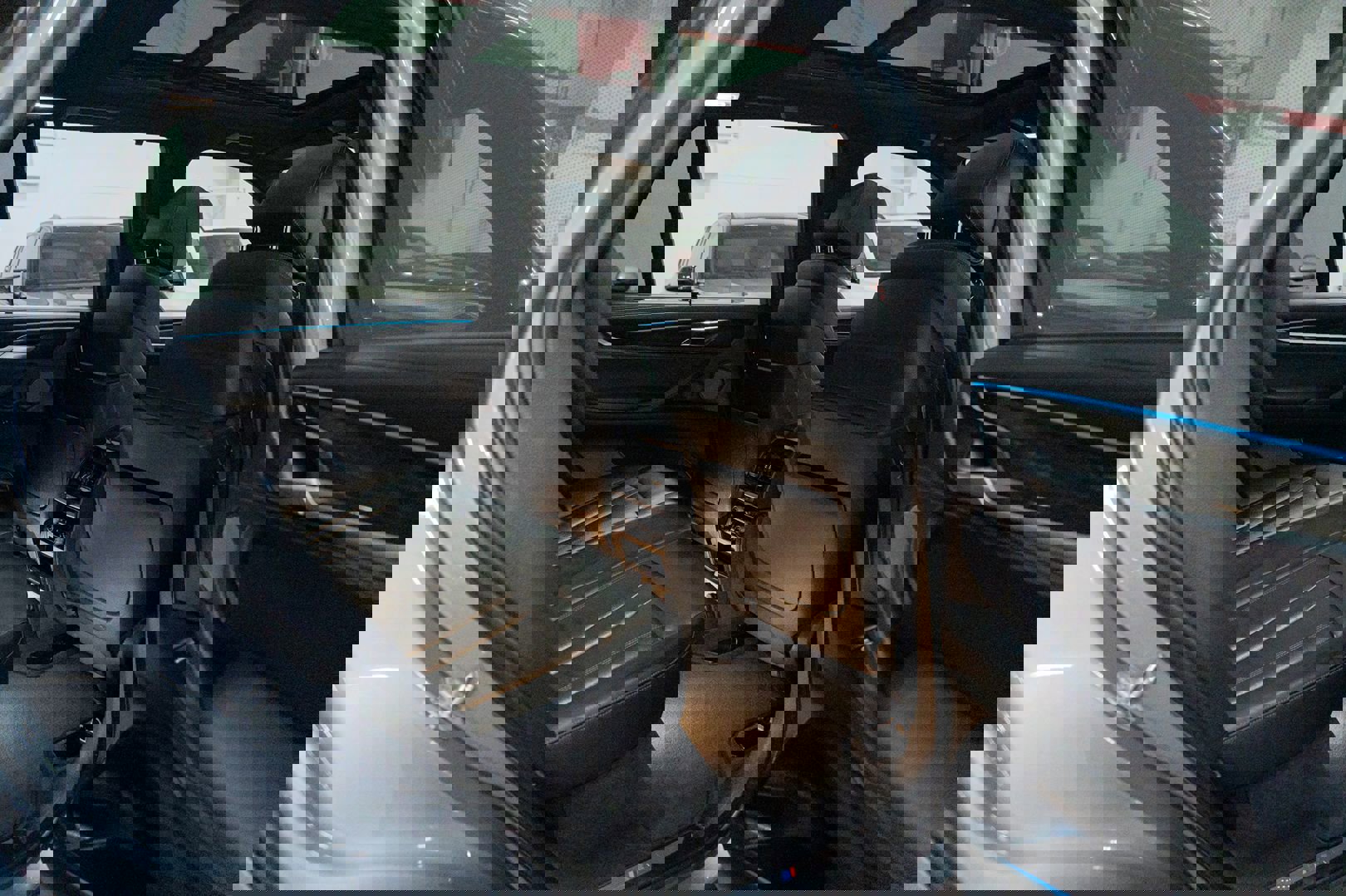 Used 2018 BMW X5 xDrive50i w/ M Sport Package image 34