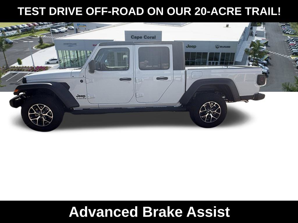 New 2026 Jeep Gladiator Sport AWD/4WD image 7