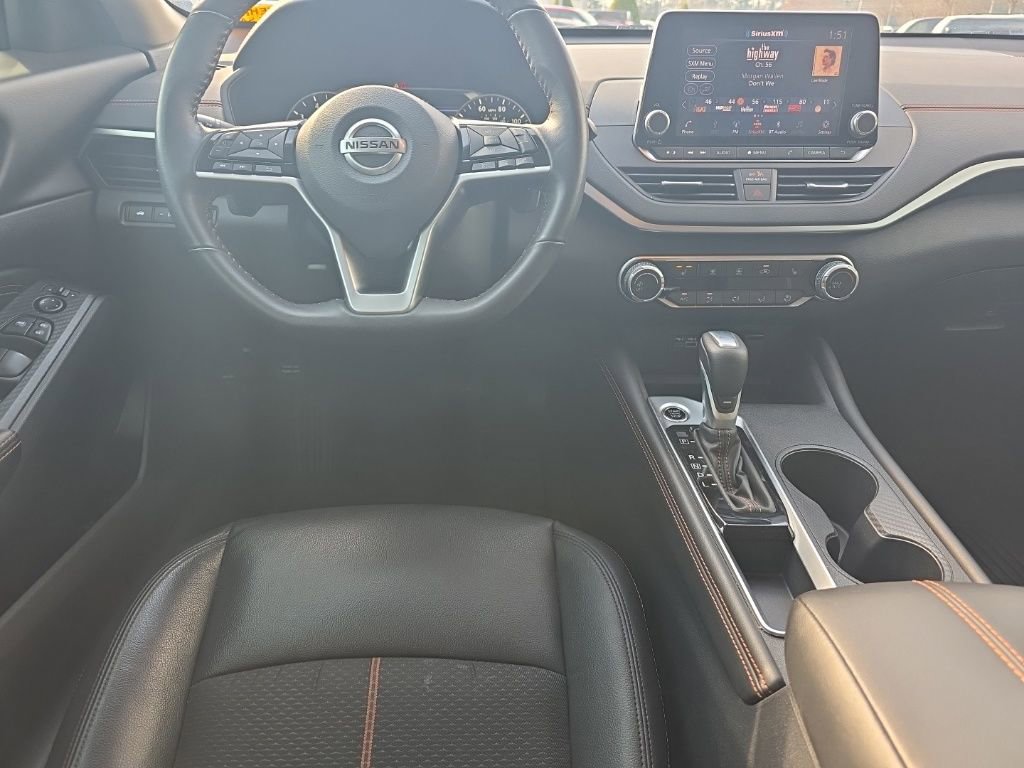 Used 2021 Nissan Altima 2.5 SR w/ SR Premium Package image 20