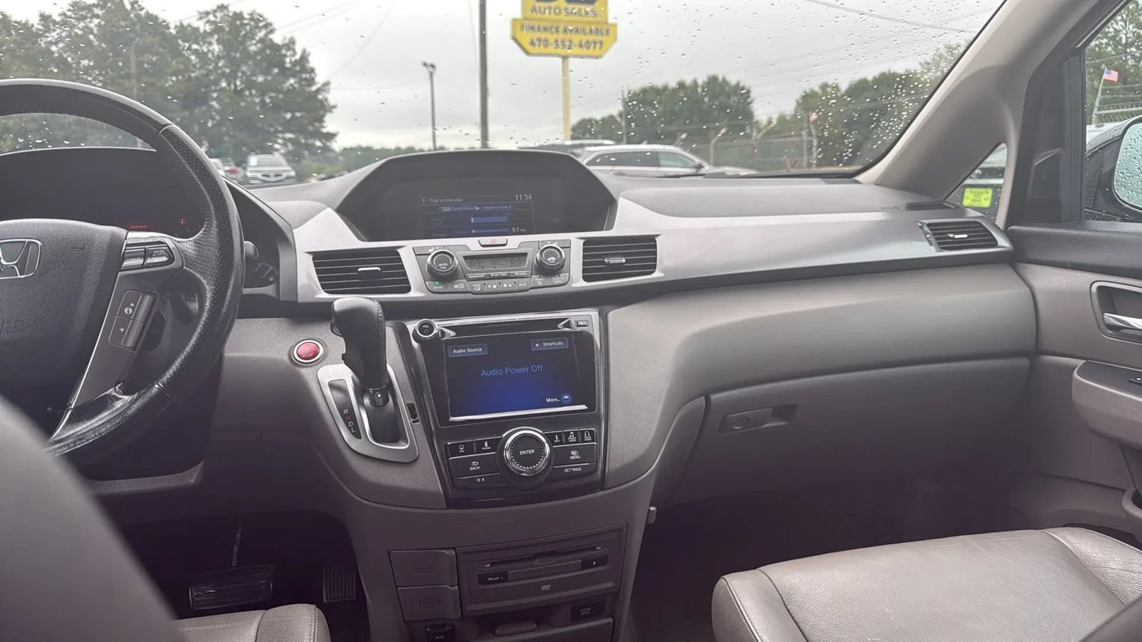 Used 2014 Honda Odyssey Touring Elite image 16