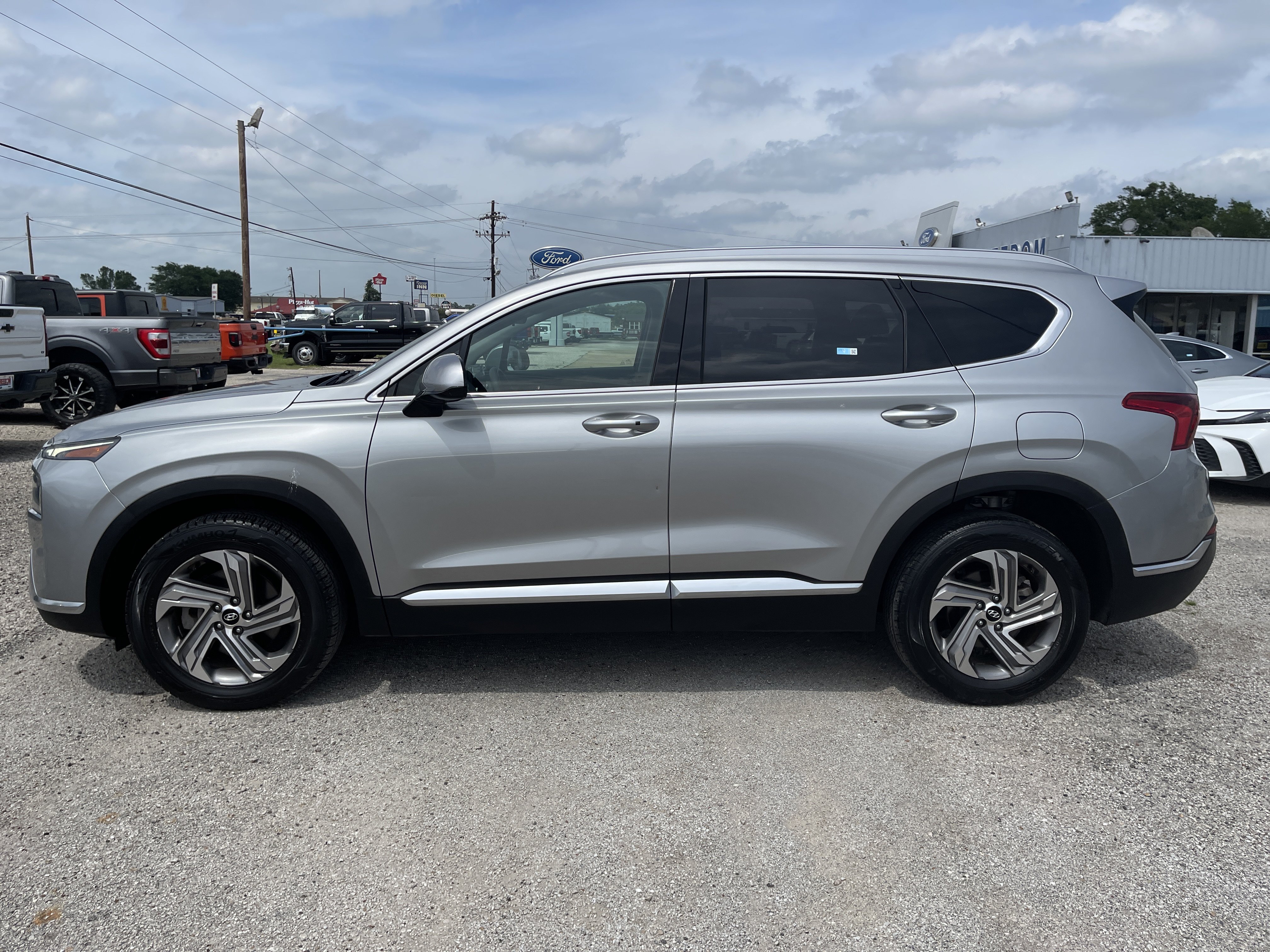 Used 2022 Hyundai Santa Fe SEL FWD image 7