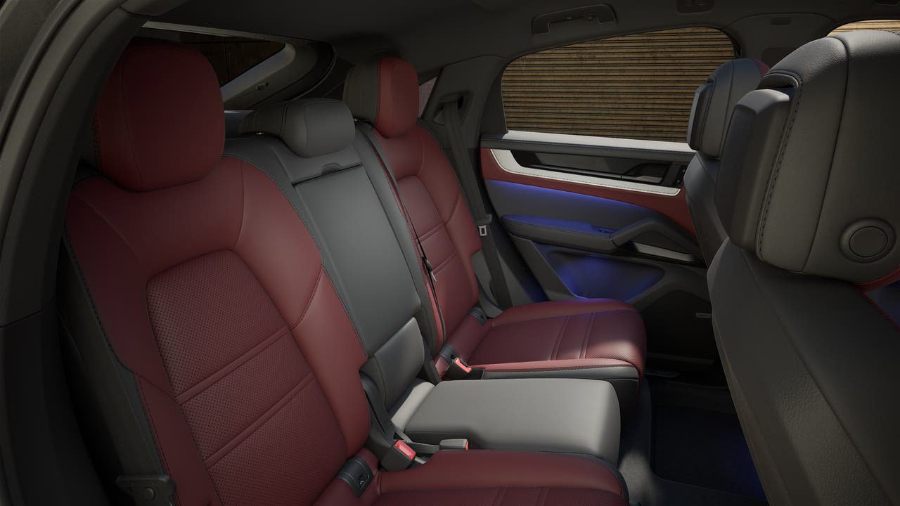 New 2026 Porsche Cayenne S AWD/4WD image 13