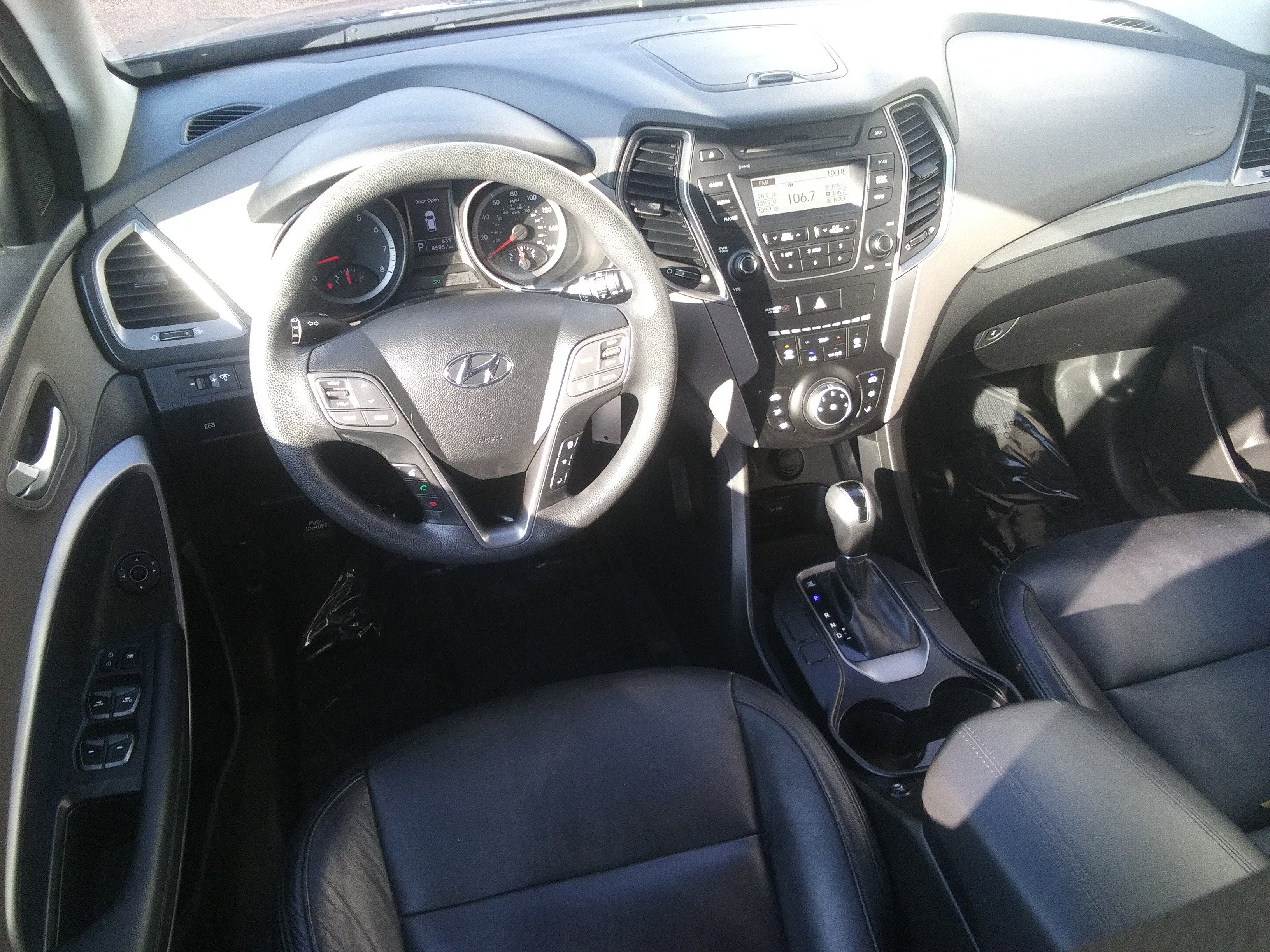 Used 2016 Hyundai Santa Fe Sport image 11