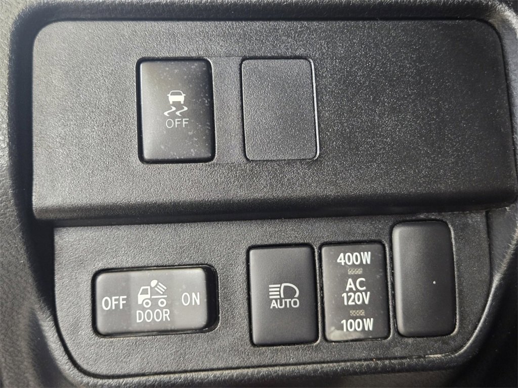 Used 2022 Toyota Tacoma TRD Sport w/ Technology Package image 37