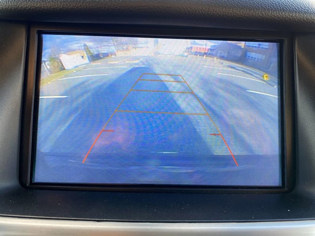 Used 2018 GMC Yukon SLE image 21