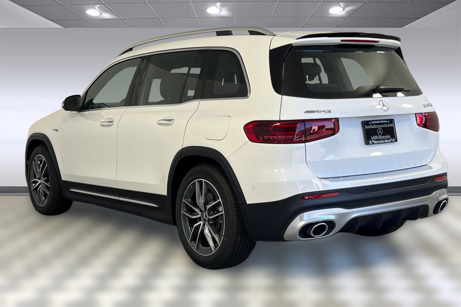 New 2026 Mercedes-Benz GLB 35 AMG 4MATIC image 3